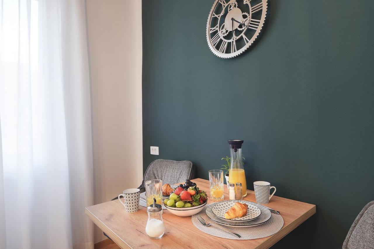 Emi Luxury Aparthotel *